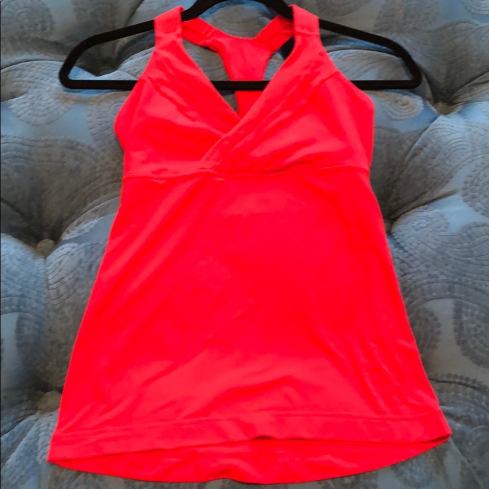 Lululemon workout tank. Size 2